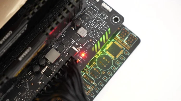 كيفية إصلاح ضوء POST DRAM على أي لوحة أم