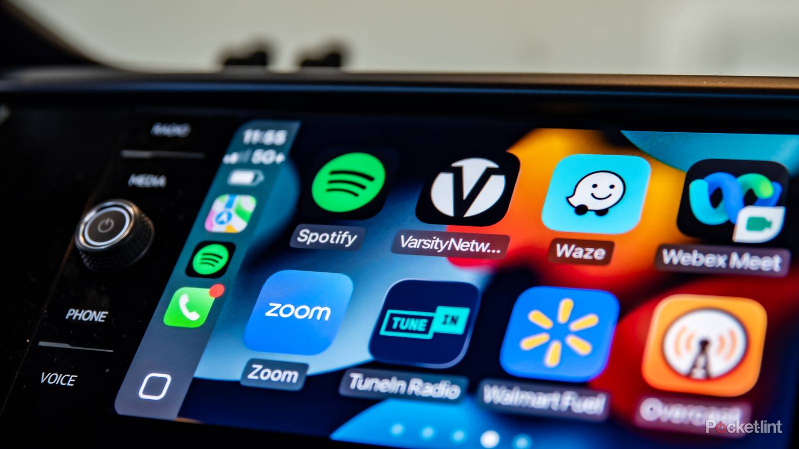 CarPlay سيسمح بتشغيل الفيديو مع iOS 26 ولكن بشروط