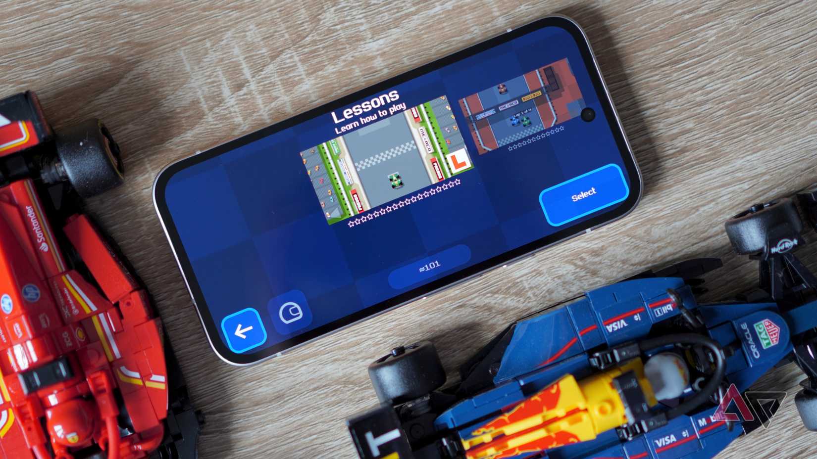 لعبة Retro Racing 2 يتم لعبها على Google Pixel 9a