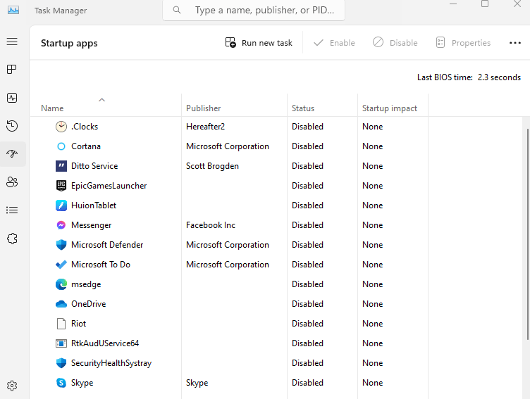 タスク マネージャーの [スタートアップ] タブには、自動的に実行できるすべてのアプリケーションが表示されます。