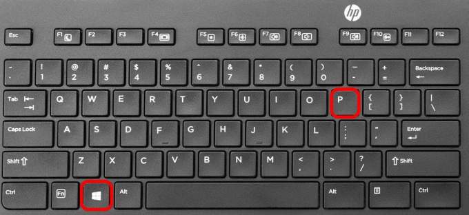 Windows 8と7でデュアルモニターを使用する方法の画像