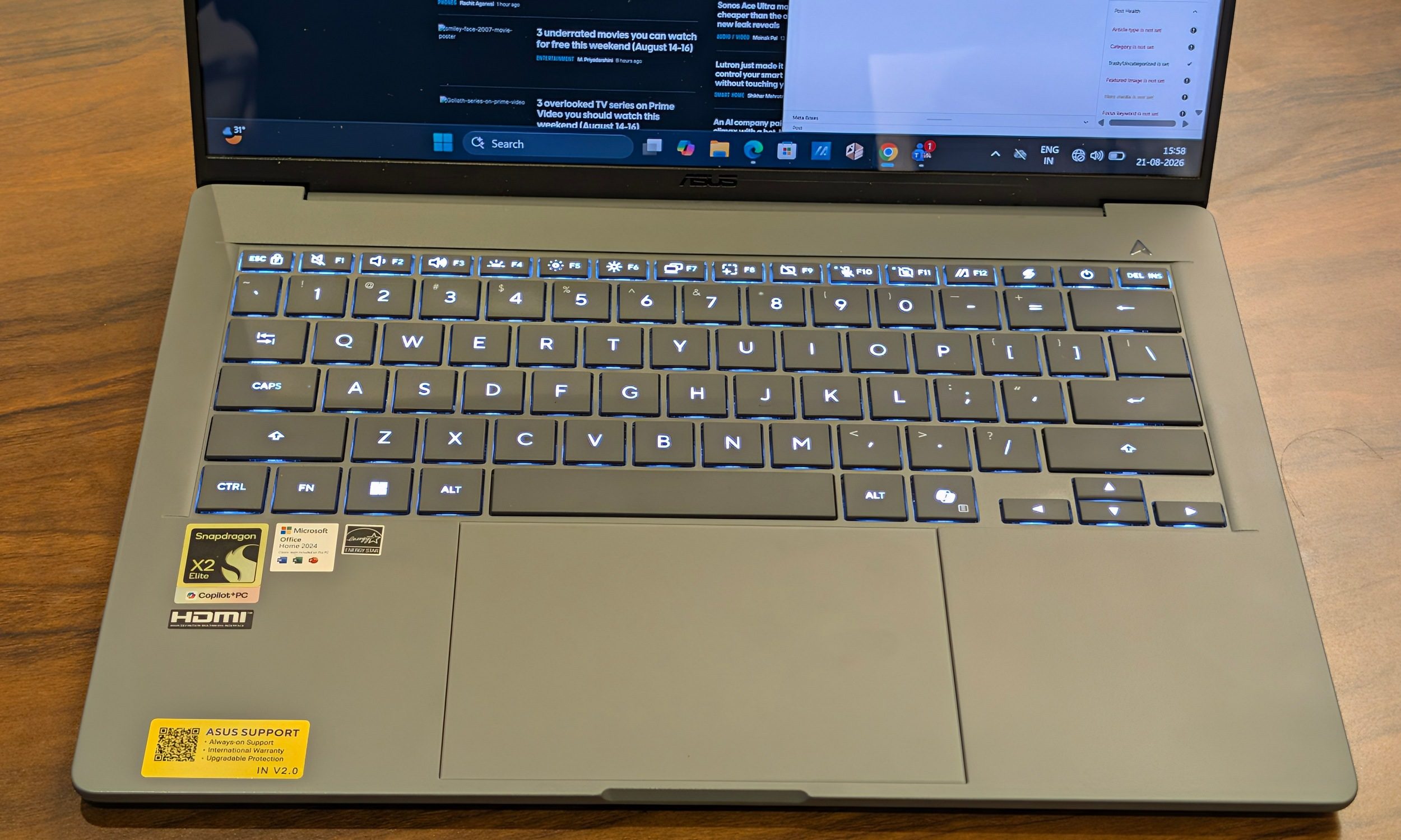 مراجعة لوحة مفاتيح ASUS Zenbook A14