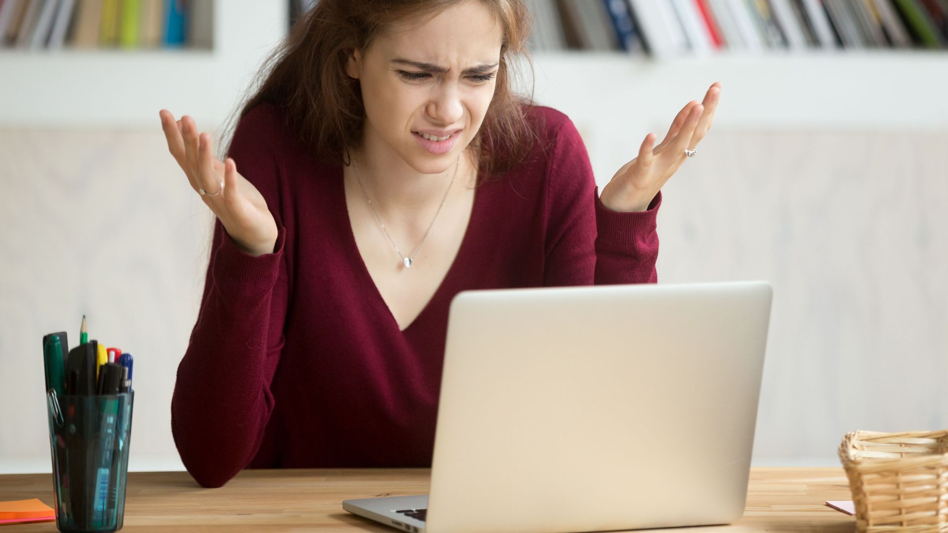 تحديث Windows 11: ميزات طال انتظارها وأخطاء تُفسد المؤشر والخلفية