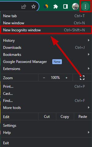 لقطة شاشة توضح خيار New Incognito window في قائمة Chrome