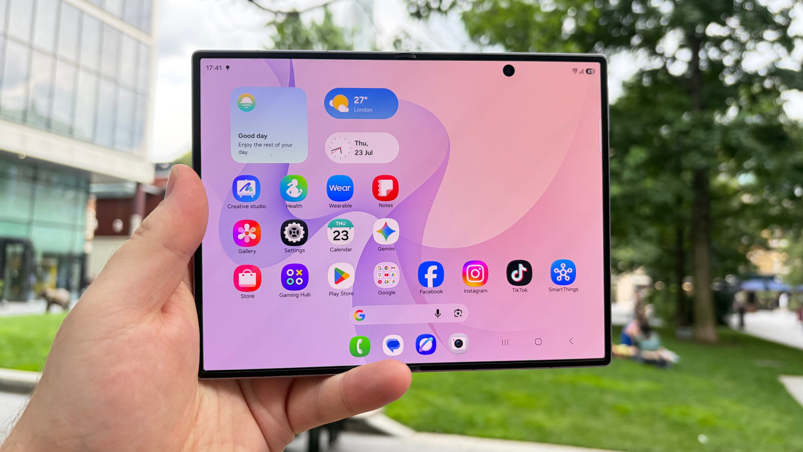 شاشة Samsung Galaxy Z Fold 8 الداخلية