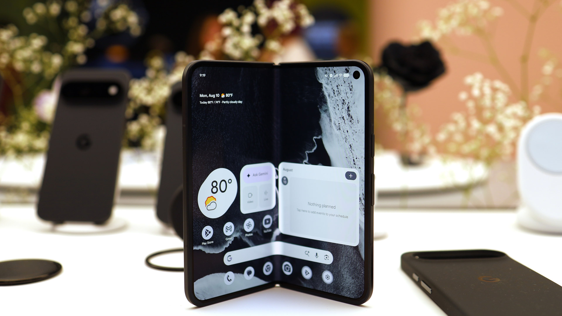 Google Pixel 11 Pro Fold من زاوية أخرى