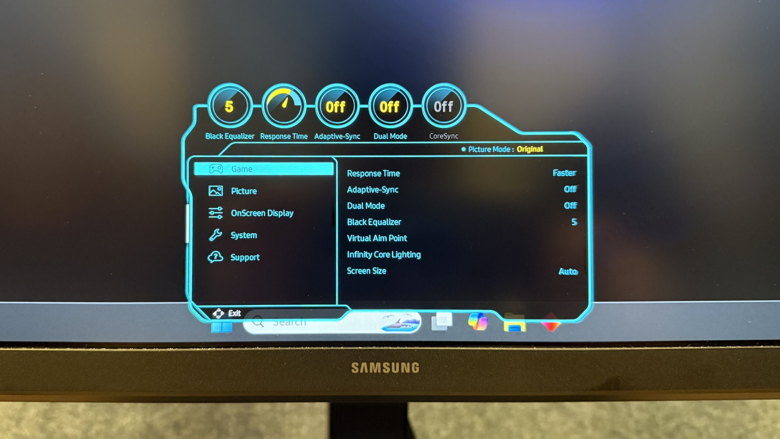 قائمة OSD على شاشة الألعاب Samsung Odyssey G8 (G80HS)