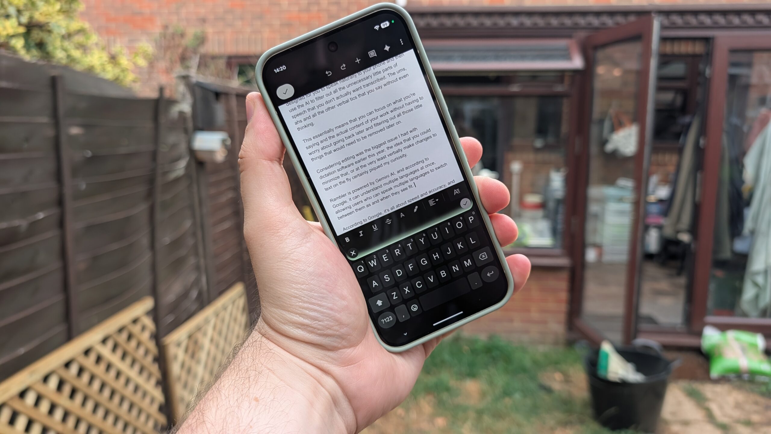 هاتف Google Pixel 11 Pro وميزة Rambler
