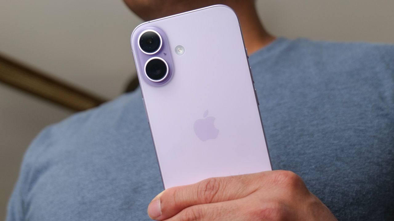 مراجعة هاتف Apple iPhone 17.