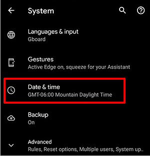 إعدادات التاريخ والوقت في Android تُظهر عناصر التحكم التلقائية للتاريخ والوقت لاستكشاف أخطاء Netflix وإصلاحها.