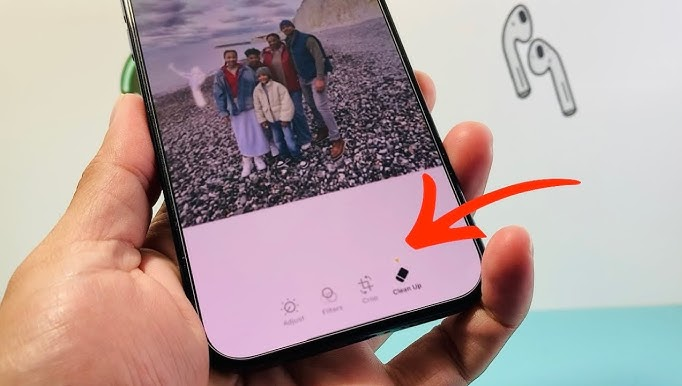 شاشة تحرير الصور في iPhone حيث يغيب زر Clean Up من صف أدوات التحرير.