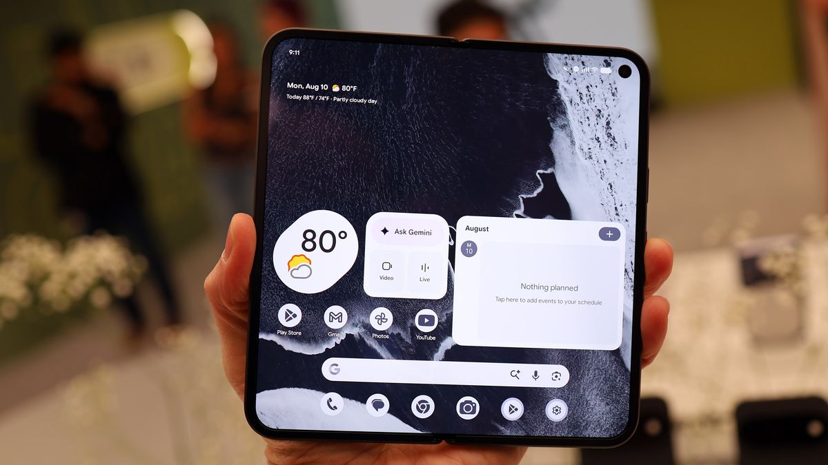 نظرة عملية على Google Pixel 11 Pro Fold