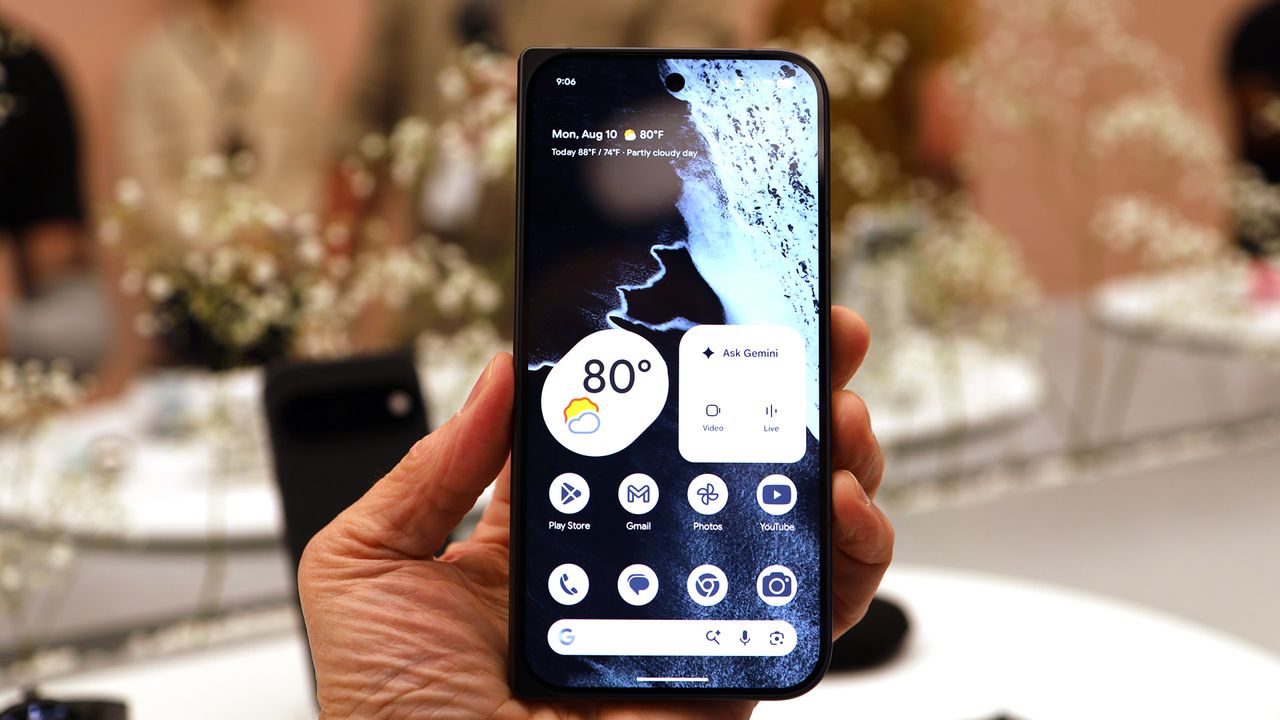 نظرة عملية على Google Pixel 11 Pro Fold