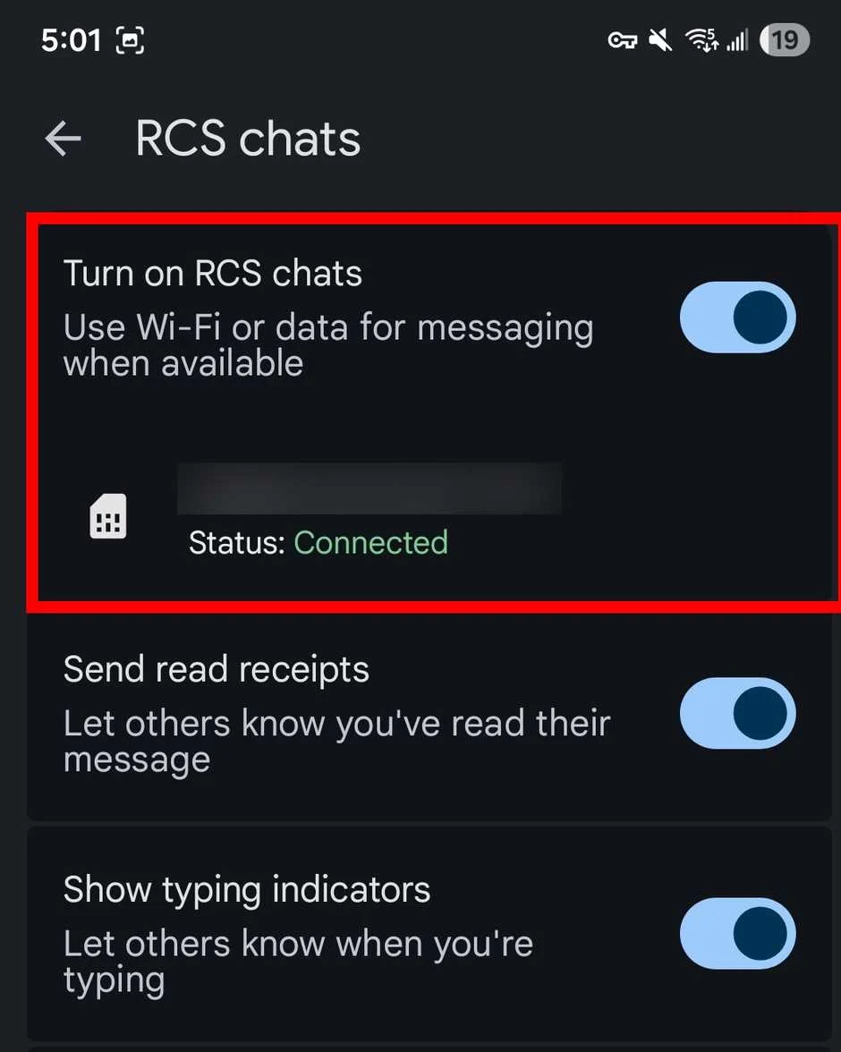 تطبيق Google Messages على Android يعرض محادثات RCS غير متصلة أو لا تعمل بشكل صحيح.