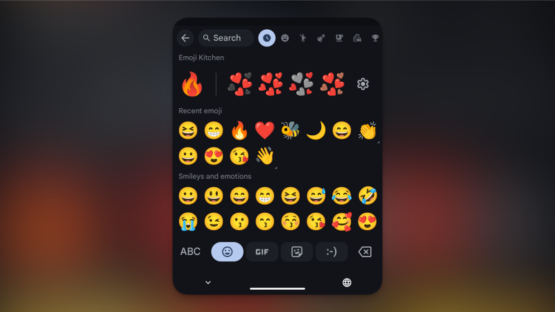 ميزة Emoji Kitchen في Gboard.