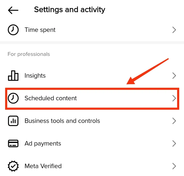 قائمة ملف تعريف Instagram التي تعرض منطقة Scheduled content المستخدمة لإدارة المنشورات وReels المجدولة.