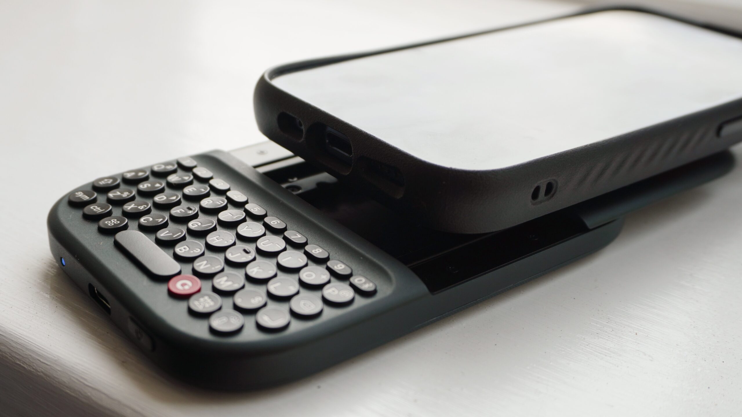 لوحة مفاتيح Clicks Power Keyboard