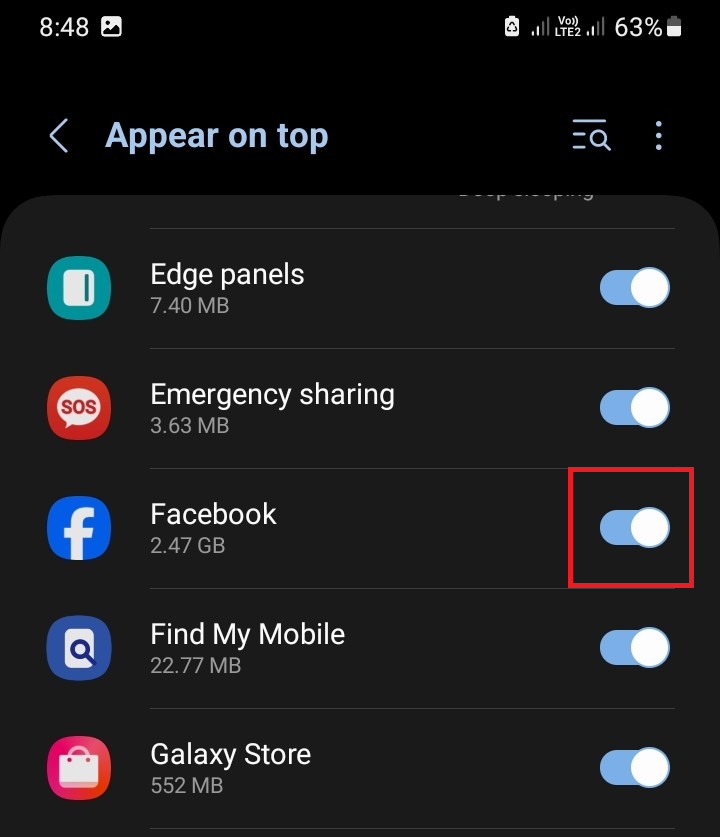 هاتف Samsung Galaxy يفتح التطبيقات ثم الوصول الخاص ثم الظهور في الأعلى بدلاً من العرض فوق التطبيقات الأخرى.