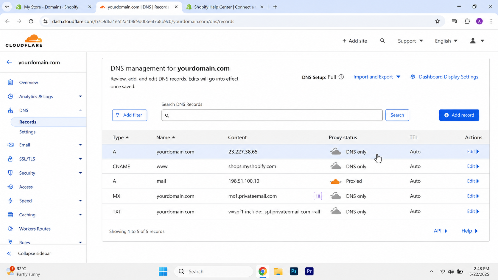 إعدادات DNS في Cloudflare تُظهر سجلات Shopify وقد تم تحويلها من وضع الوكيل (proxied) إلى وضع DNS only.