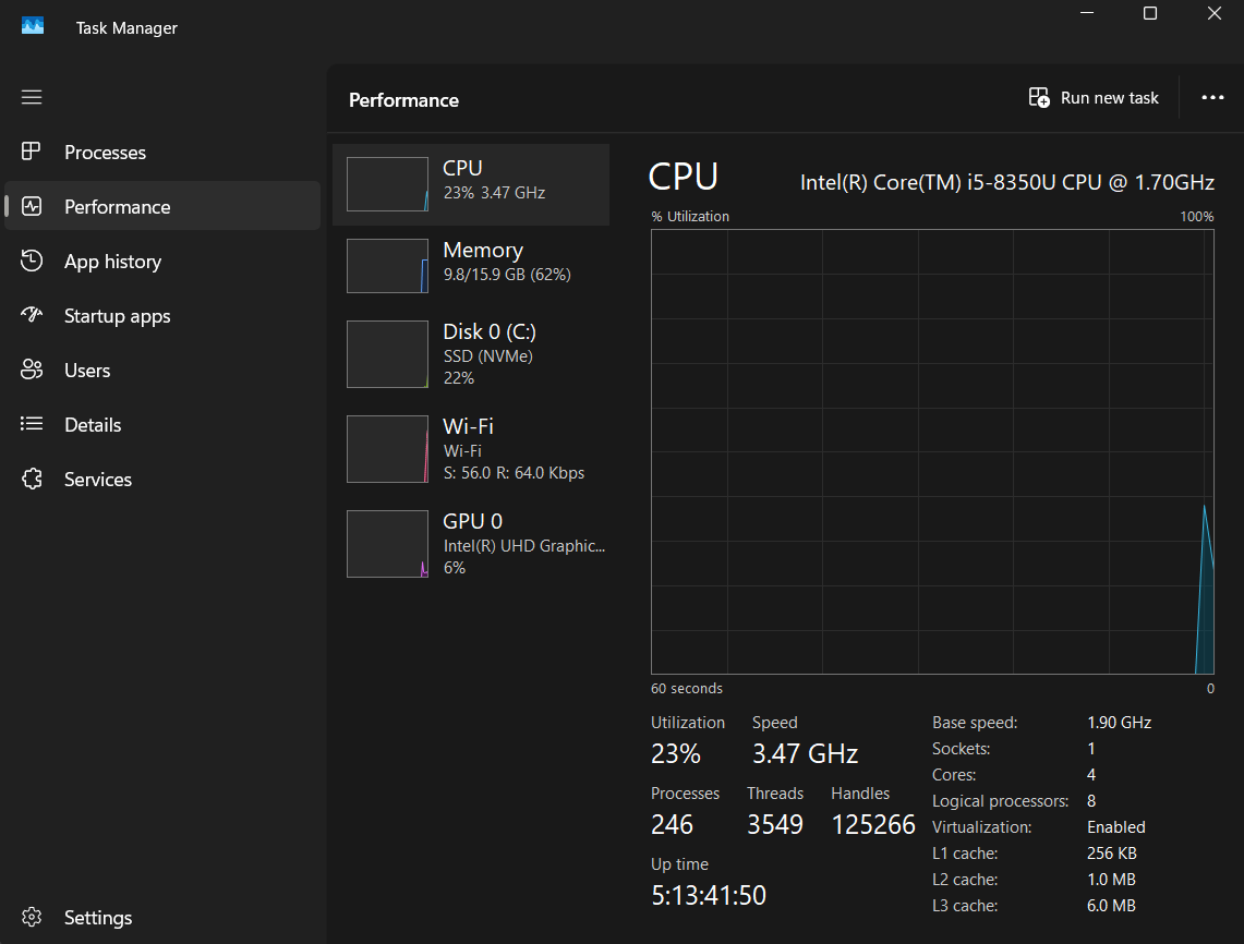 مدير المهام (Task Manager) على Windows يغلق التطبيقات الخلفية التي تستهلك موارد عالية قبل إعادة فتح LDPlayer العالق عند 94 بالمائة.