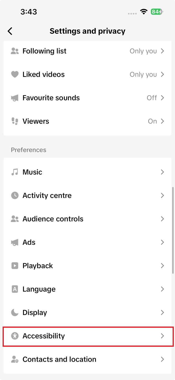 إعدادات وخصوصية TikTok مفتوحة على صفحة إمكانية الوصول.