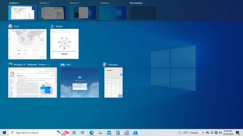 سطح مكتب Windows 10 يعرض طريقة عرض المهام.