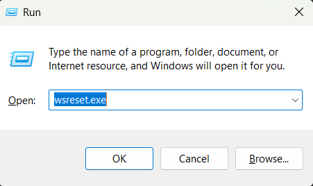 لقطة شاشة لأمر wsreset.exe في مربع حوار Run
