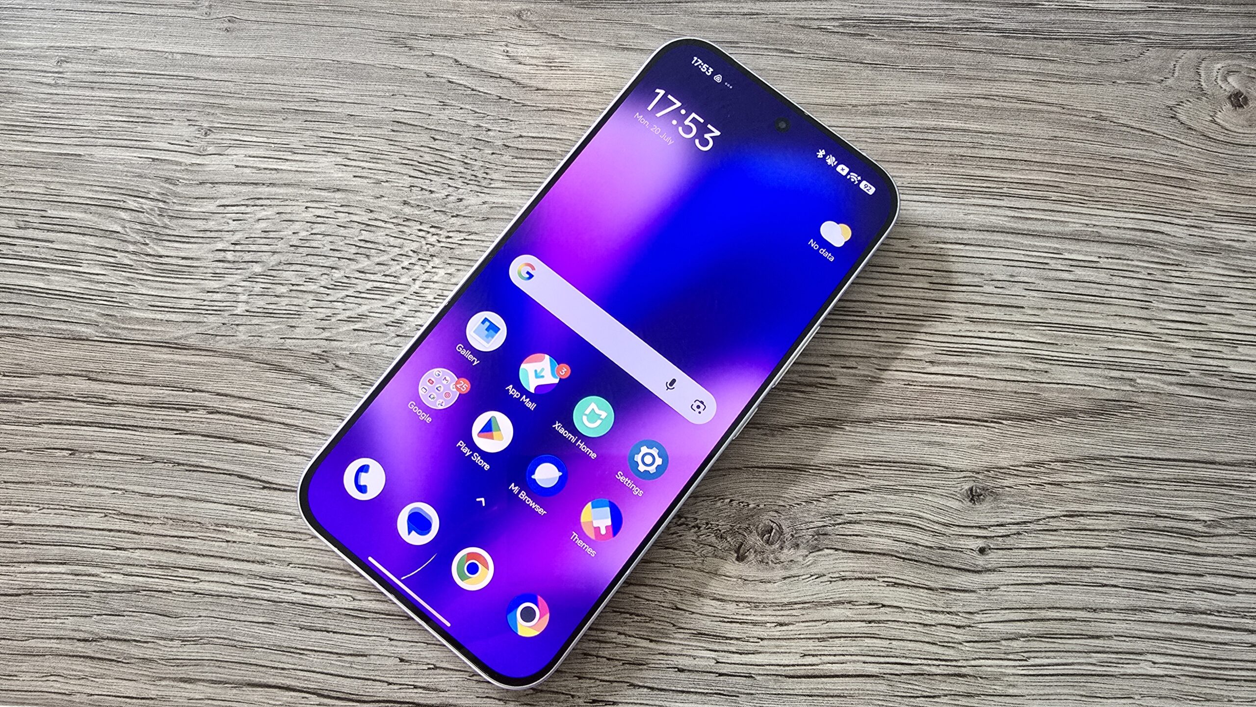 الشاشة الرئيسية لهاتف Xiaomi Poco F8 Ultra
