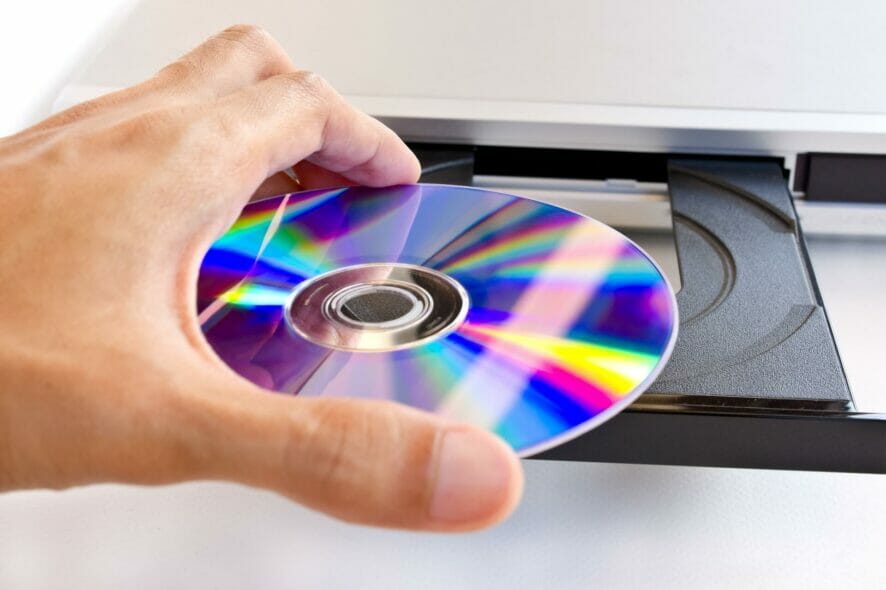 كيفية استنساخ قرص DVD على Windows 10