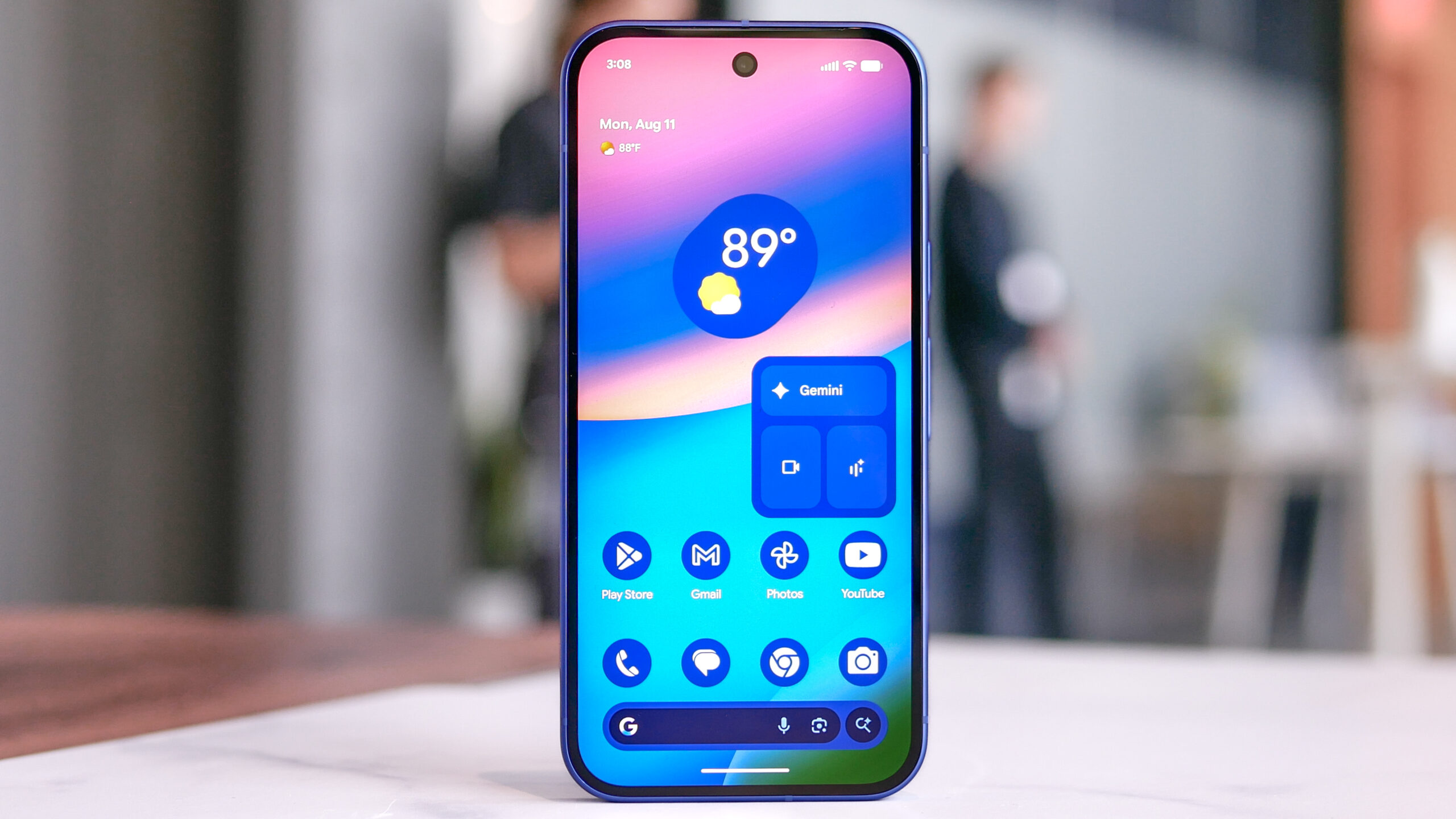 تجربة عملية لهاتف Google Pixel 10.