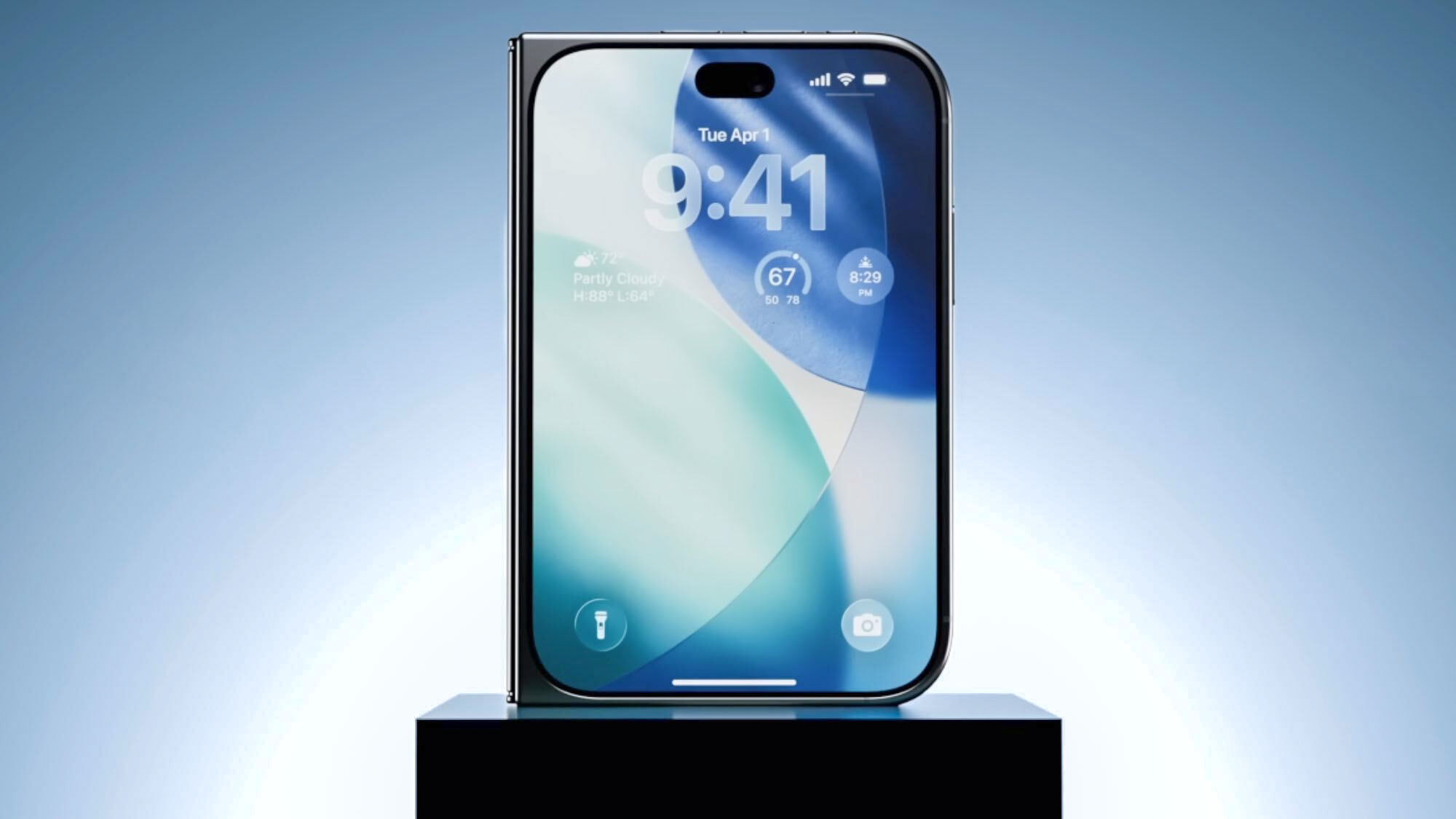 هاتف iPhone Ultra معروض من الشاشة الأمامية
