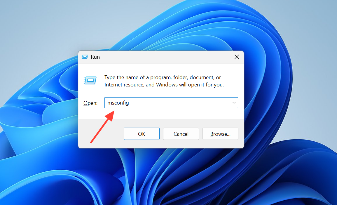 لقطة شاشة لإعدادات msconfig في Windows 11