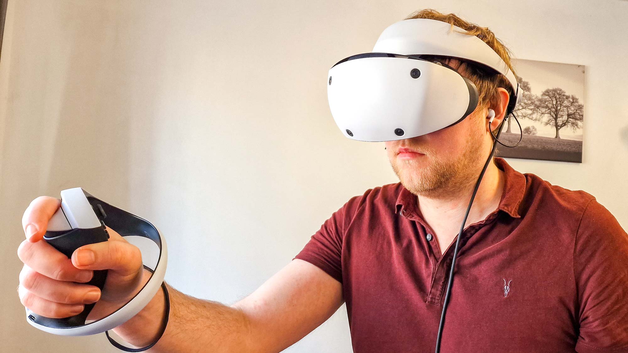 جهاز PlayStation VR2 على مراجعنا، رولاند مور-كولير