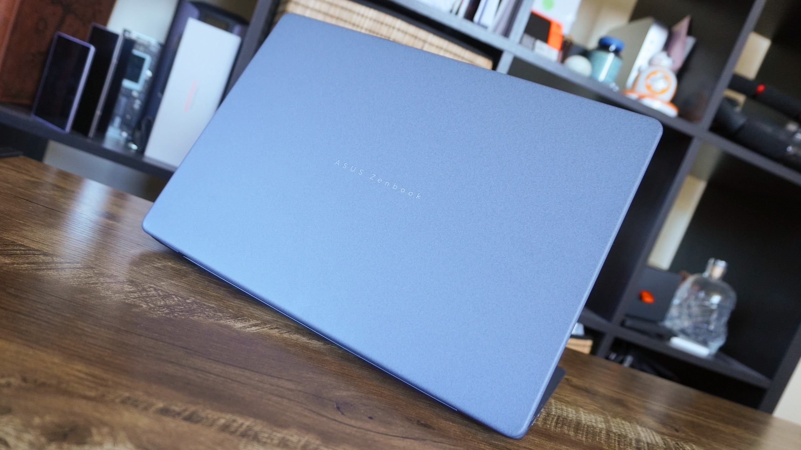 جهاز Asus Zenbook 14