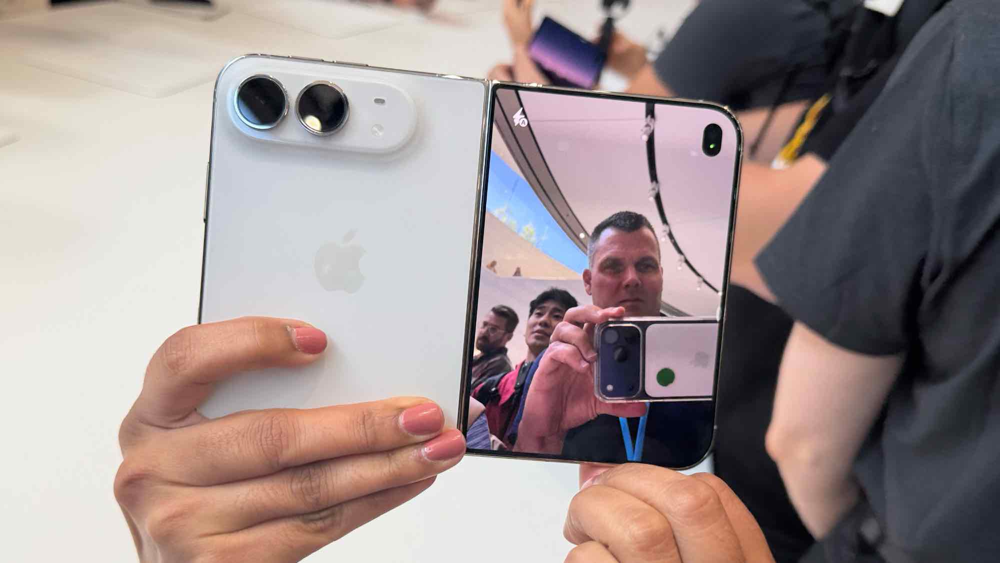 iPhone Duo