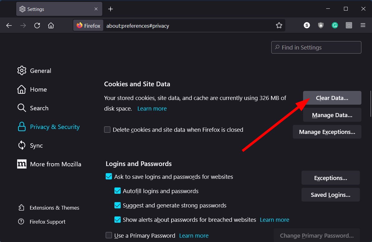 صورة توضح زر Clear Data تحت Cookies and Site Data في Firefox