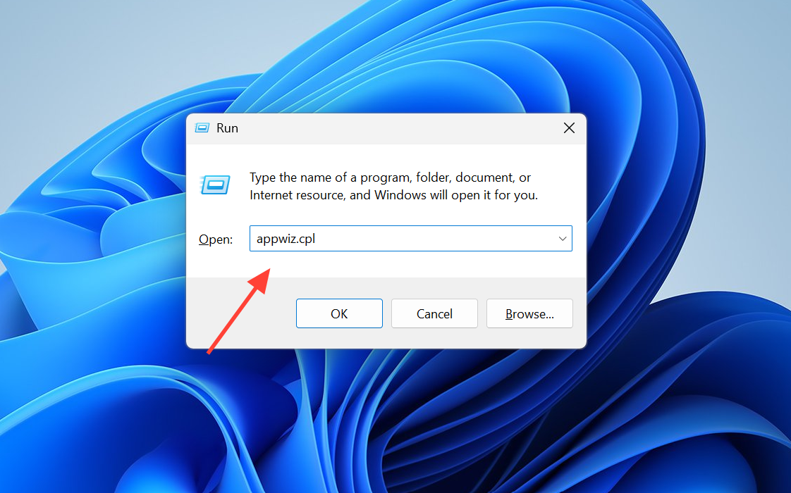 لقطة شاشة لنافذة البرامج والميزات تعرض خيار إلغاء تثبيت Discord.