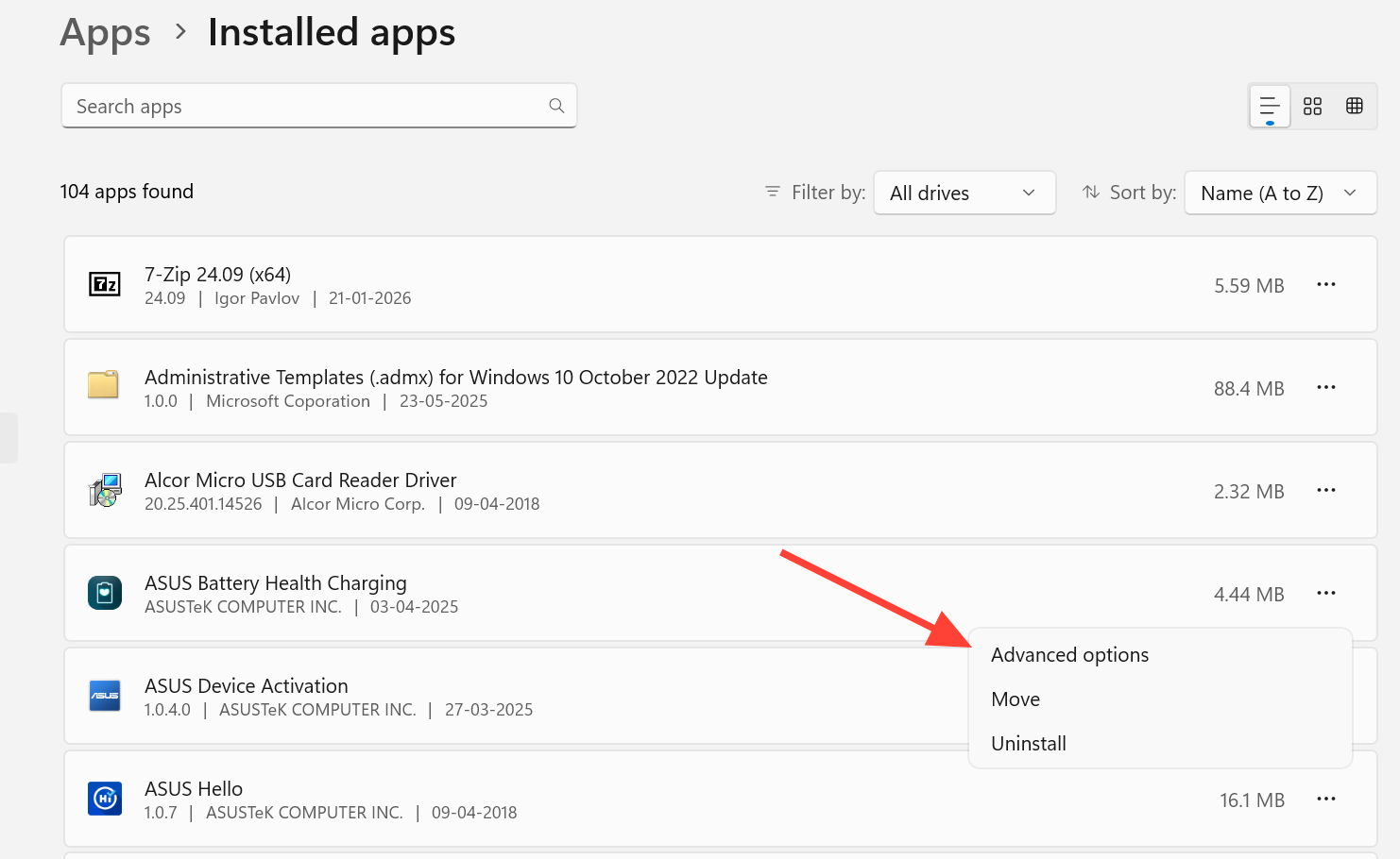 لقطة شاشة توضح خيار Advanced options لتطبيق معين