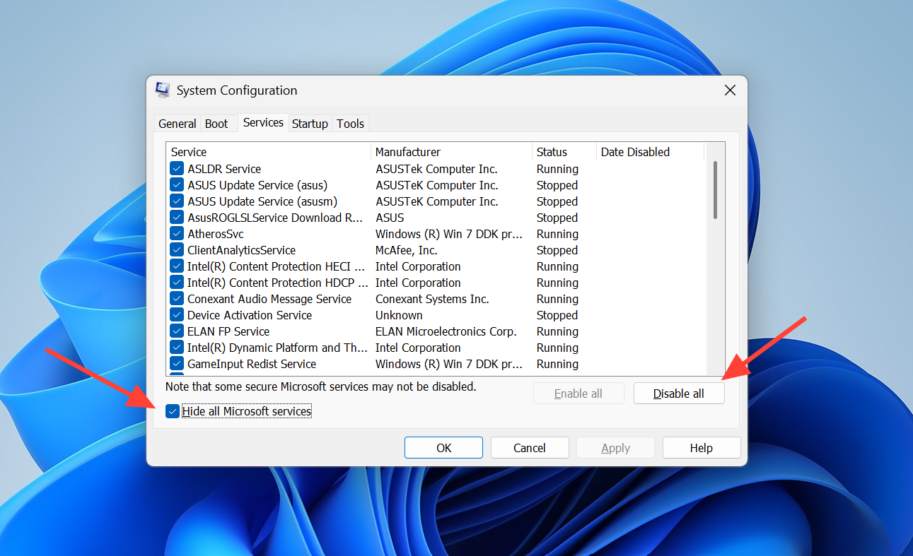 لقطة شاشة لنافذة تكوين النظام (System Configuration) في Windows، تظهر خيار 'بدء التشغيل الانتقائي' (Selective startup) مع إلغاء تحديد 'تحميل عناصر بدء التشغيل' (Load startup items).