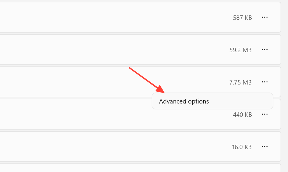 لقطة شاشة توضح خيارات Advanced options لتطبيق في إعدادات Windows 11.