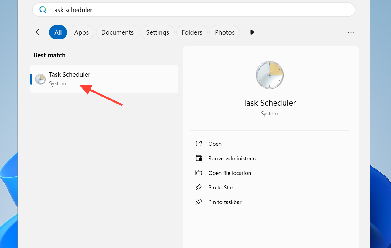 صورة تظهر نافذة البحث في Windows 11 مع كتابة