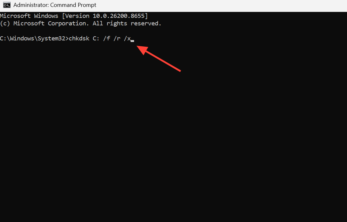 نافذة موجه الأوامر تعرض نتيجة فحص القرص باستخدام CHKDSK