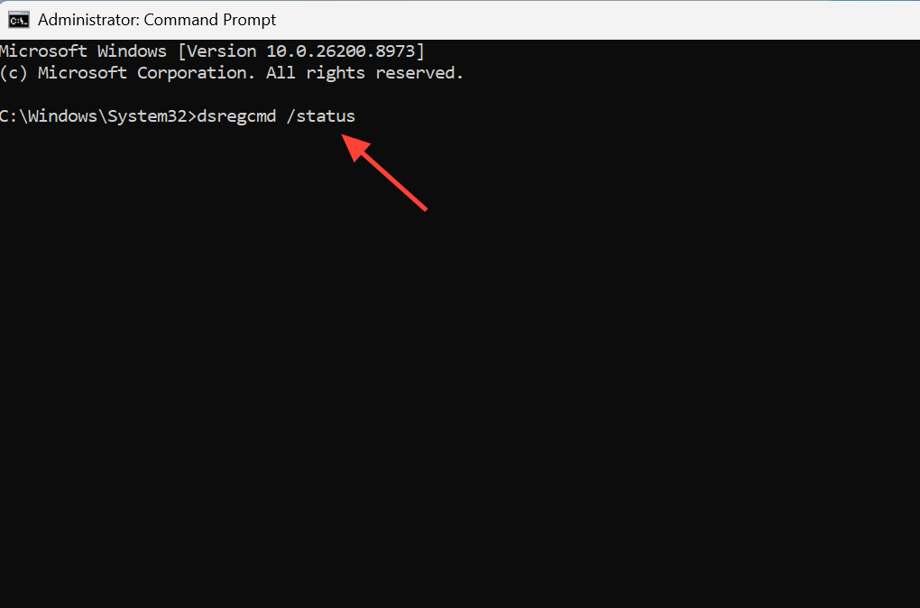 لقطة شاشة لنتائج الأمر dsregcmd /status في موجه الأوامر
