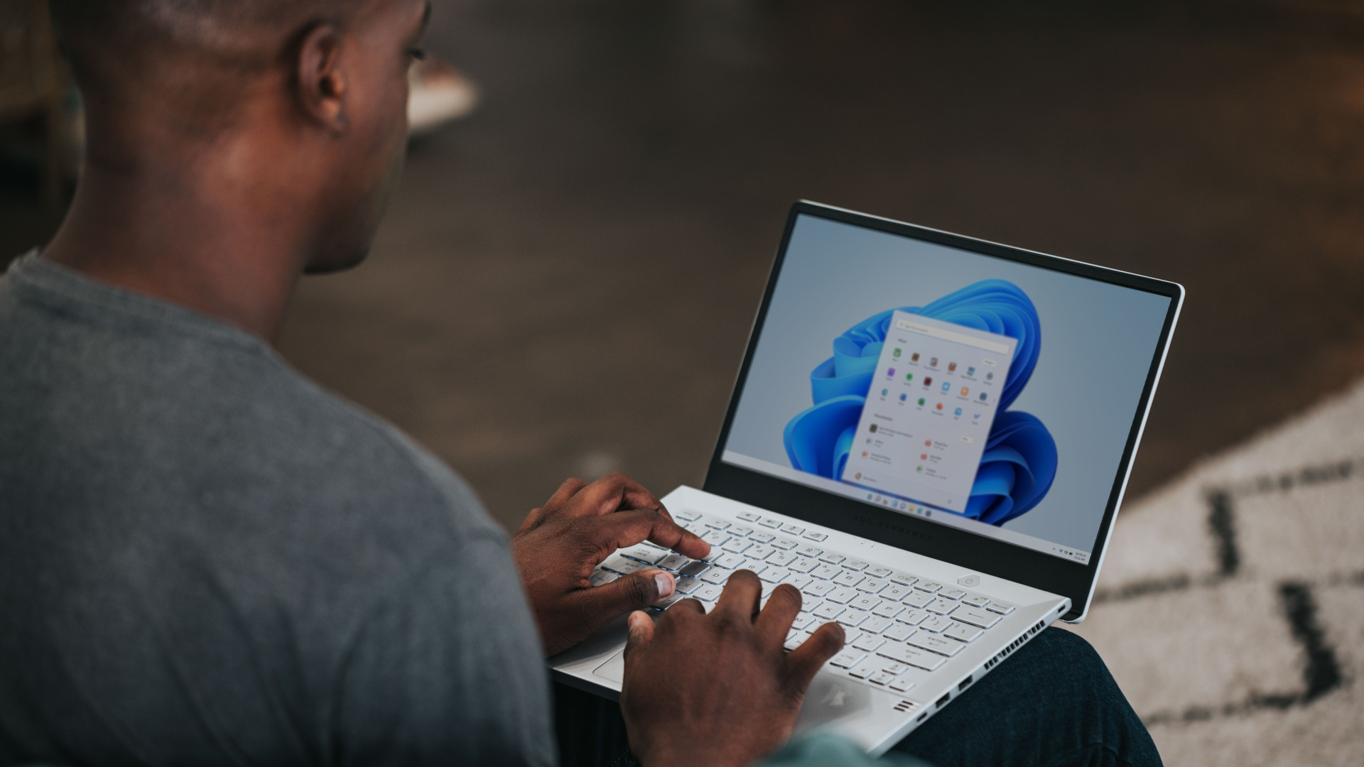 Windows 11 على جهاز كمبيوتر محمول