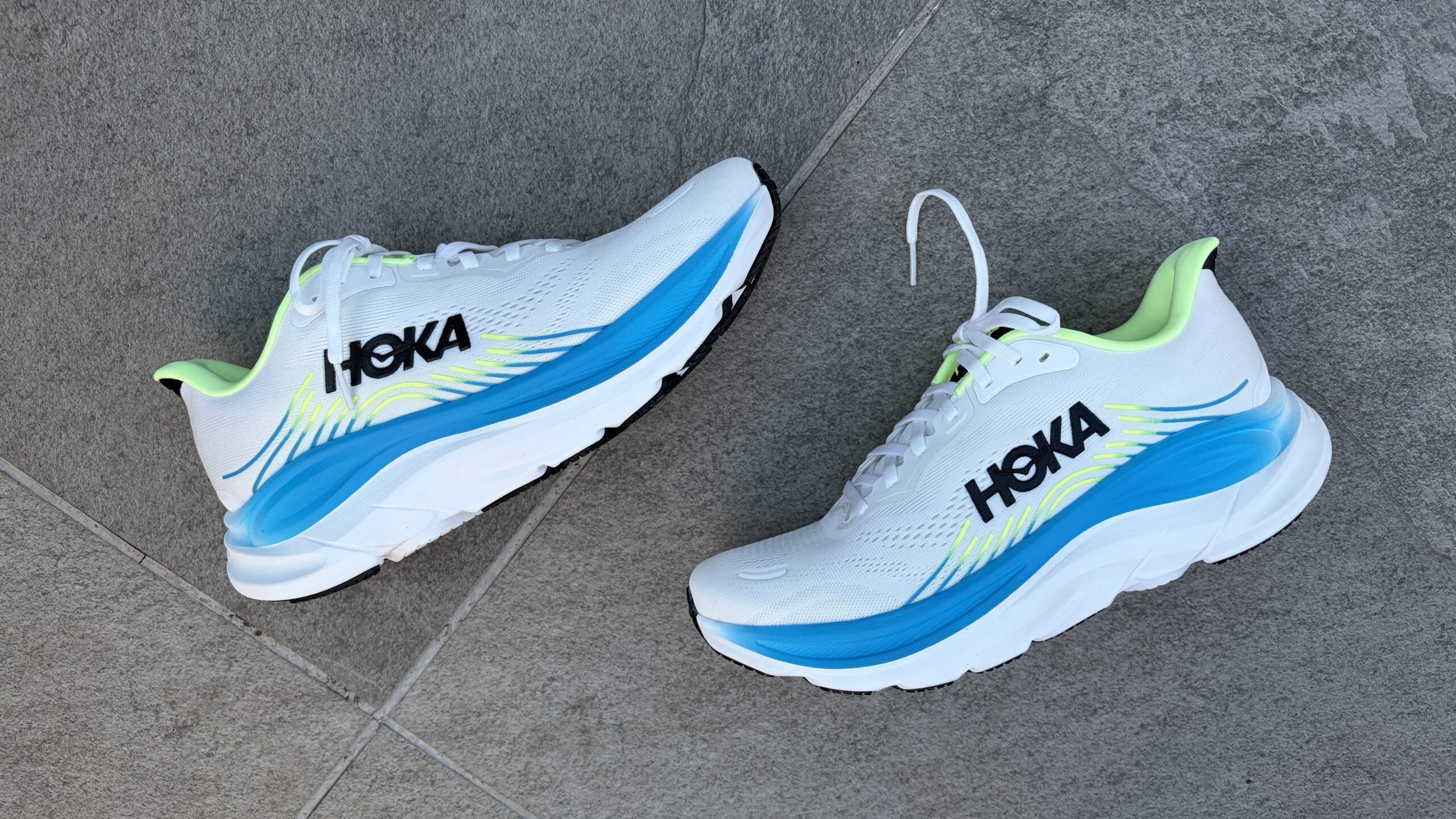 حذاء Hoka Clifton 11