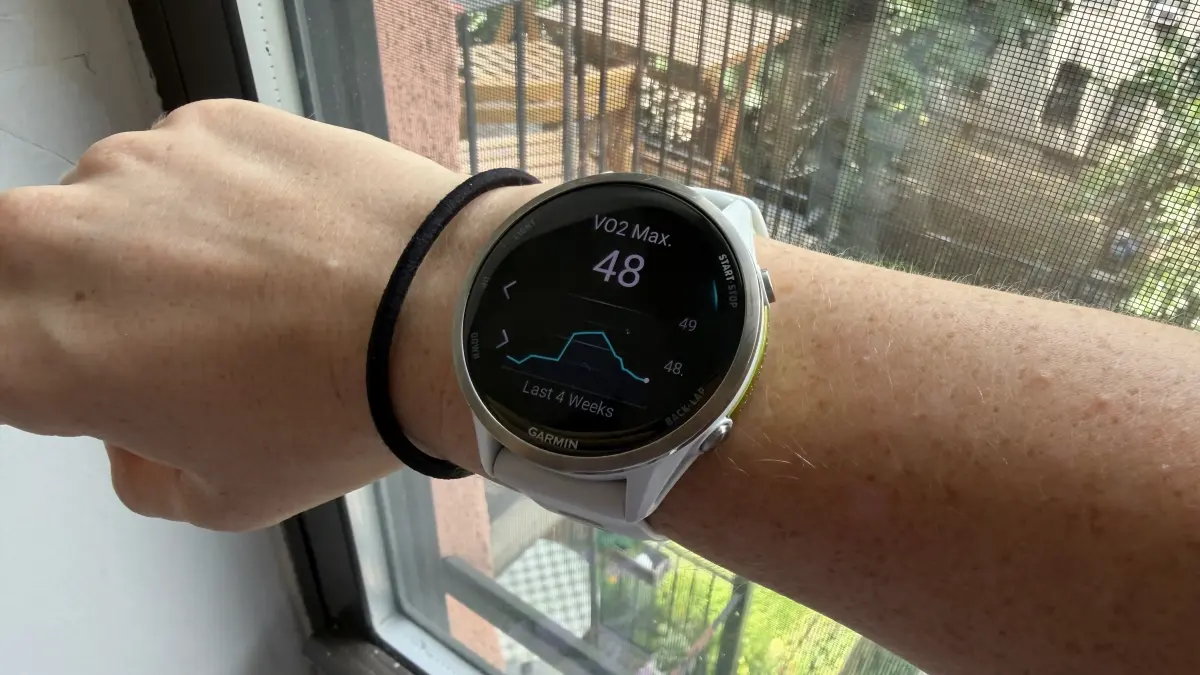 انخفاض VO2max في Garmin صيفًا: الأسباب والحلول