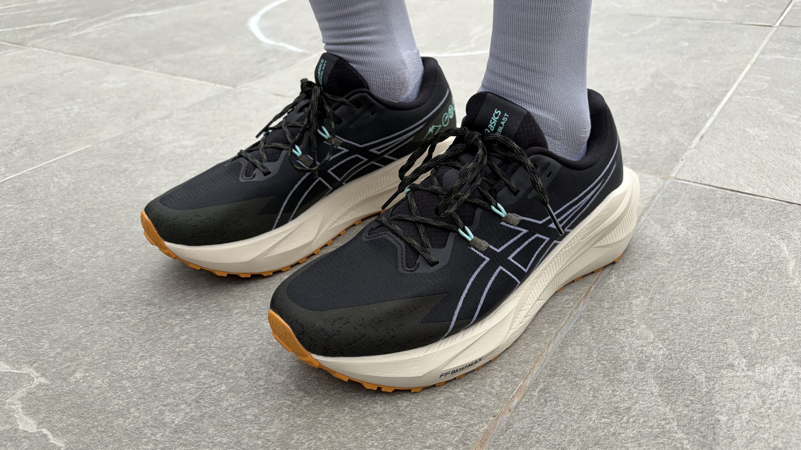حذاء Asics Blazeblast