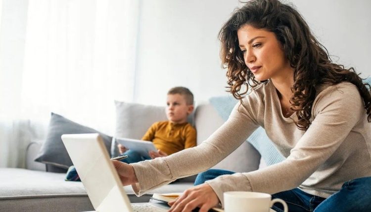 Image of أفضل الأنشطة الجانبية للأمهات: وظائف لزيادة الدخل | image-144