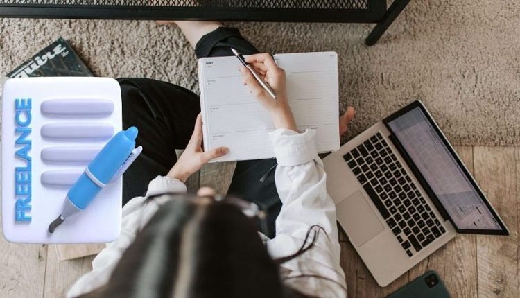 Image of أفضل مجالات الكتابة للعاملين المُستقلين: اختيار التخصص المُناسب لك | 1_H4QwhI2Ln7PrMvn7tneBng